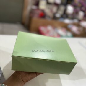 Box 6Cupcake Close Window Green